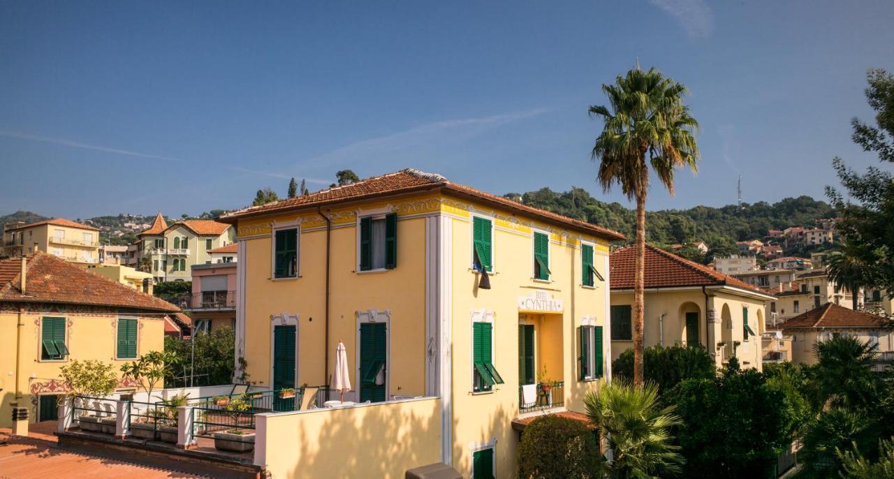 Hotel Cynthia Finale Ligure Exteriör bild
